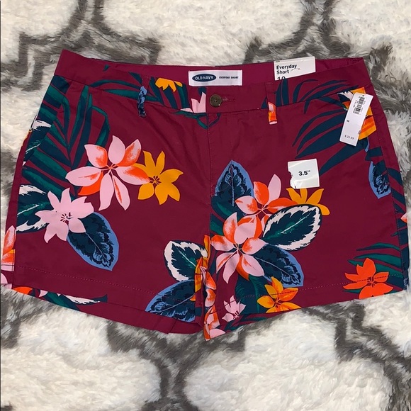 Old Navy Pants - Old Navy Women’s Everyday Shorts